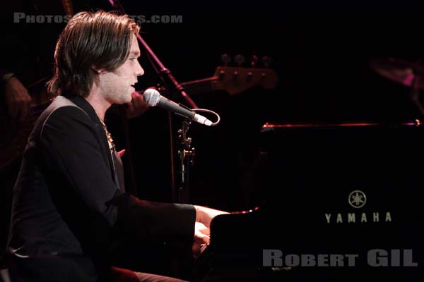 RUFUS WAINWRIGHT - 2005-11-28 - PARIS - Casino de Paris - 